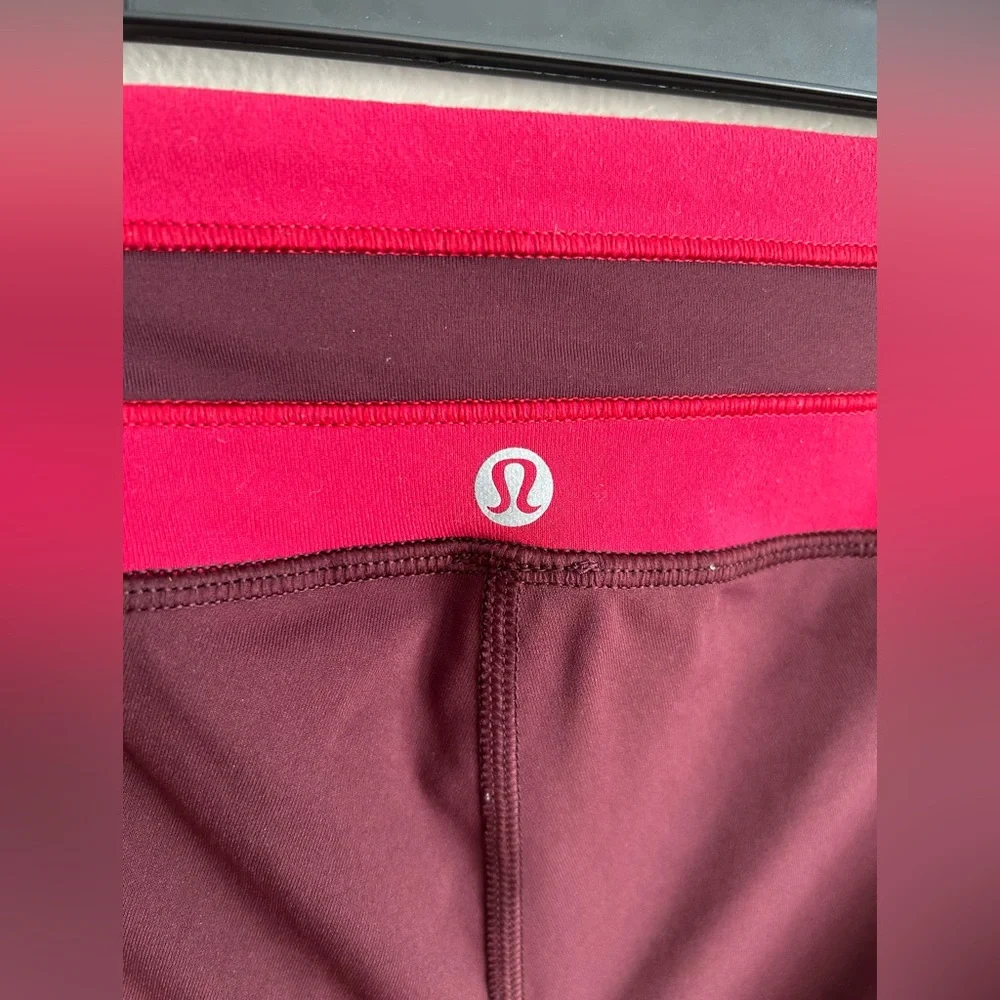 LULULEMON Give Me Qi Crop Bordeaux Leggings - Drama / Cranberry Size 6